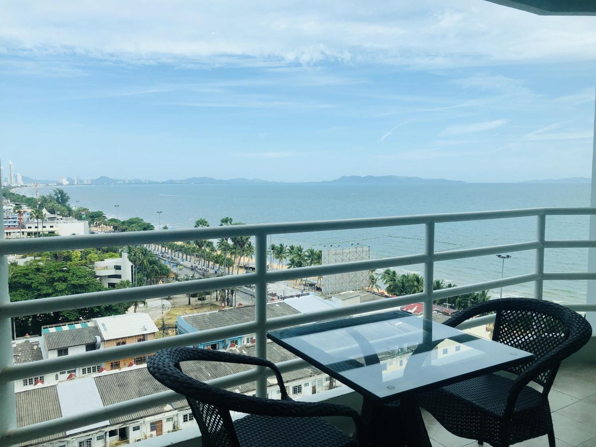 Viewtalay Beachfront By Nd Pattaya Zewnętrze zdjęcie